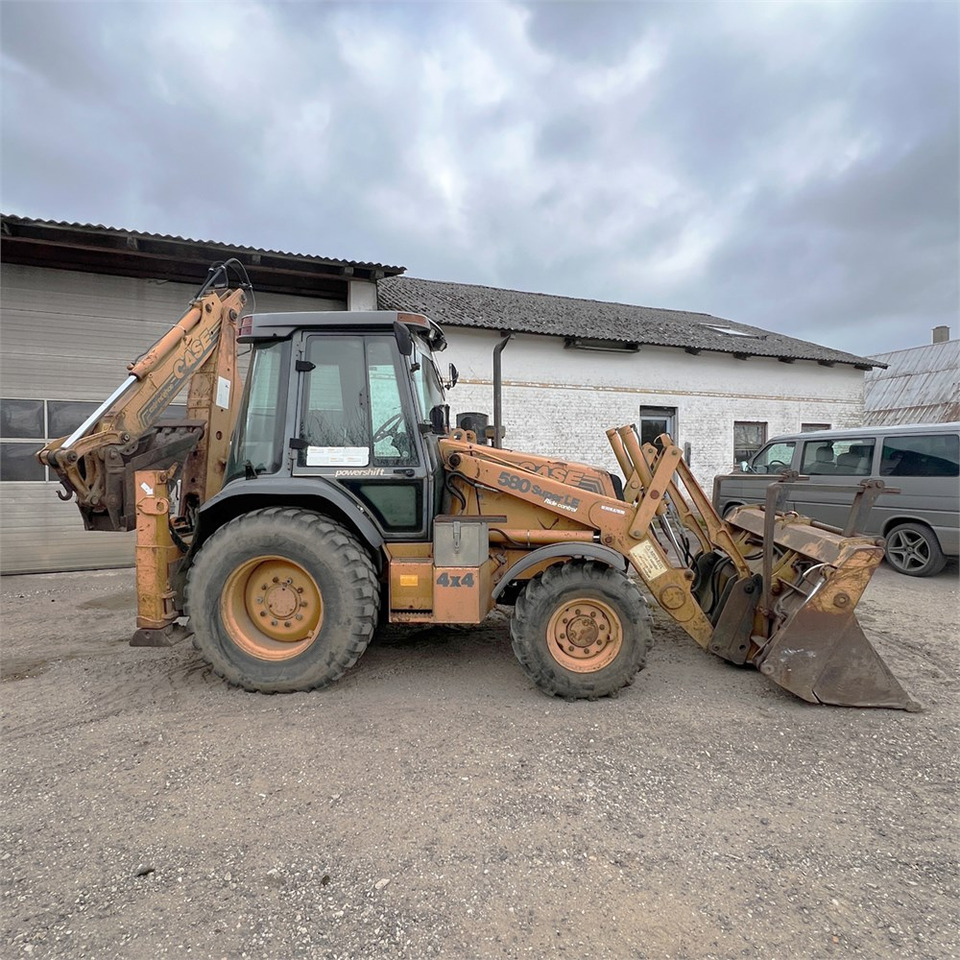 Case 580 Super LE Turbo - Tractopelle: photos 5 Case 580 Super LE Turbo - Tractopelle: photos 5