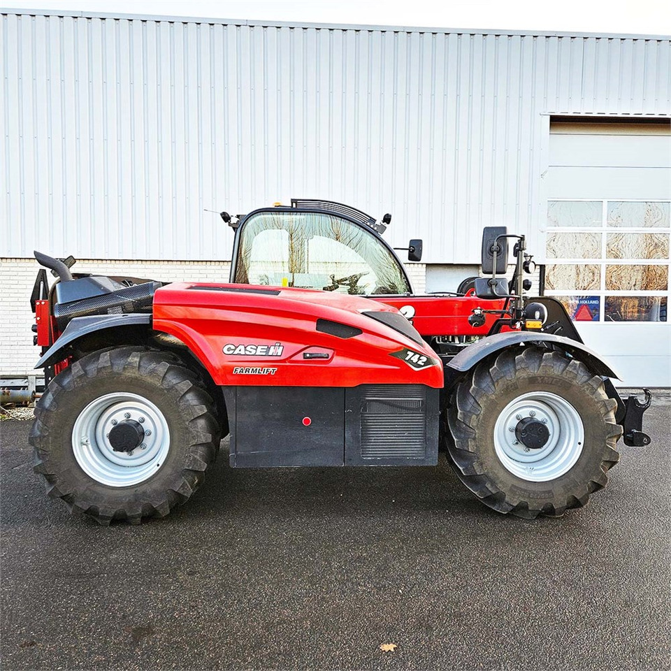 Case Farmlift 742 - Chariot télescopique: photos 5 Case Farmlift 742 - Chariot télescopique: photos 5