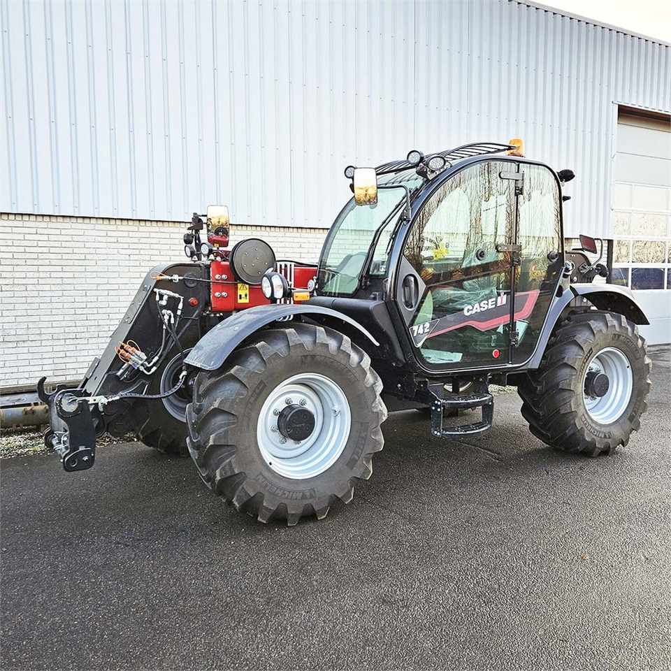 Case Farmlift 742 - Chariot télescopique: photos 1 Case Farmlift 742 - Chariot télescopique: photos 1