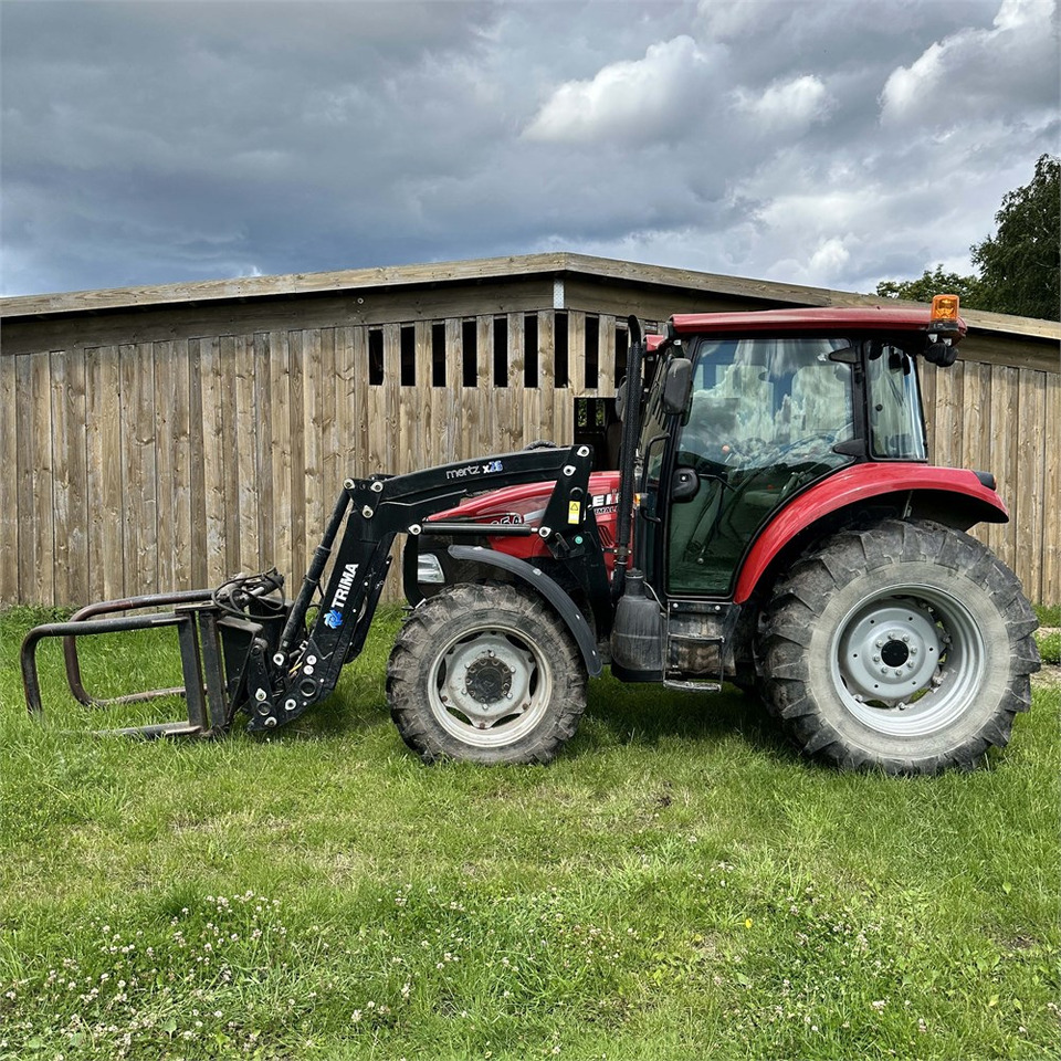 Case IH Farmall 65 A - Tracteur agricole: photos 4 Case IH Farmall 65 A - Tracteur agricole: photos 4