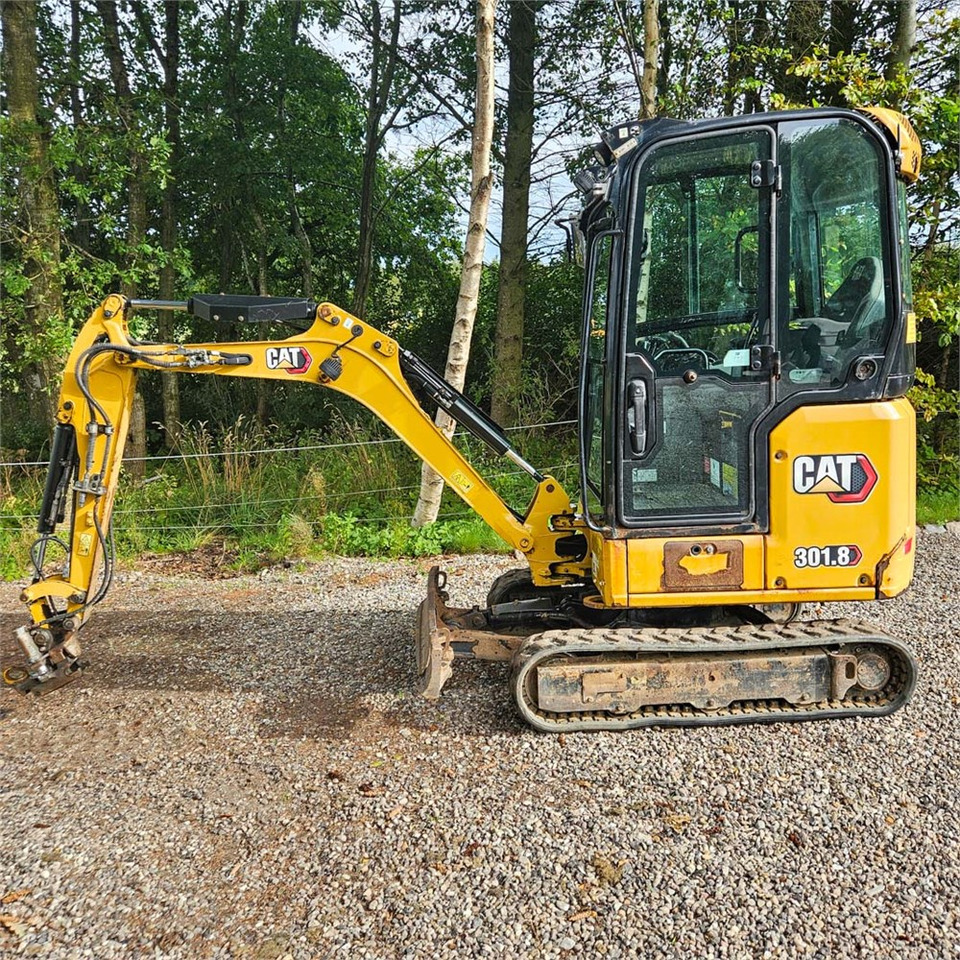 Caterpillar 301.8 - Mini pelle: photos 2 Caterpillar 301.8 - Mini pelle: photos 2