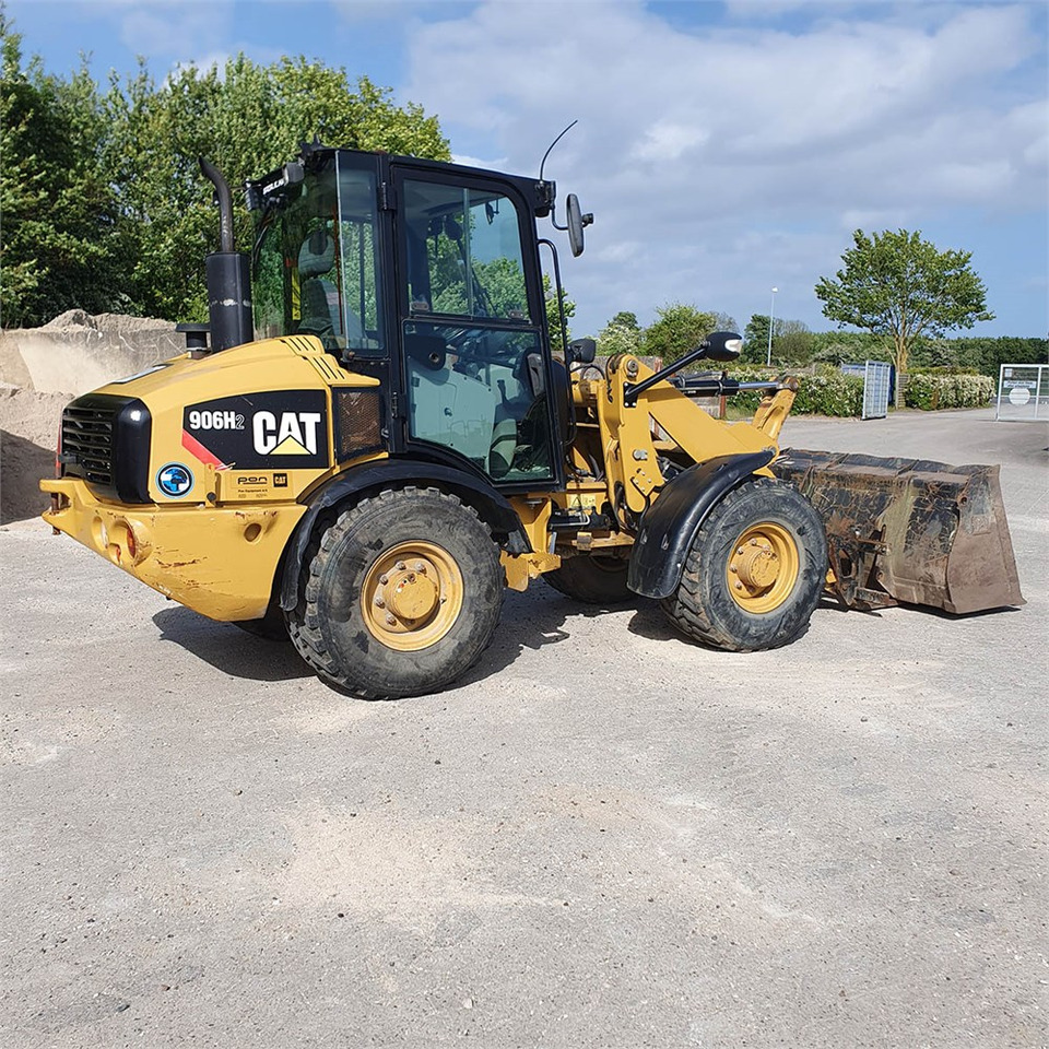 Chargeuse sur pneus Caterpillar 906 H2: photos 9