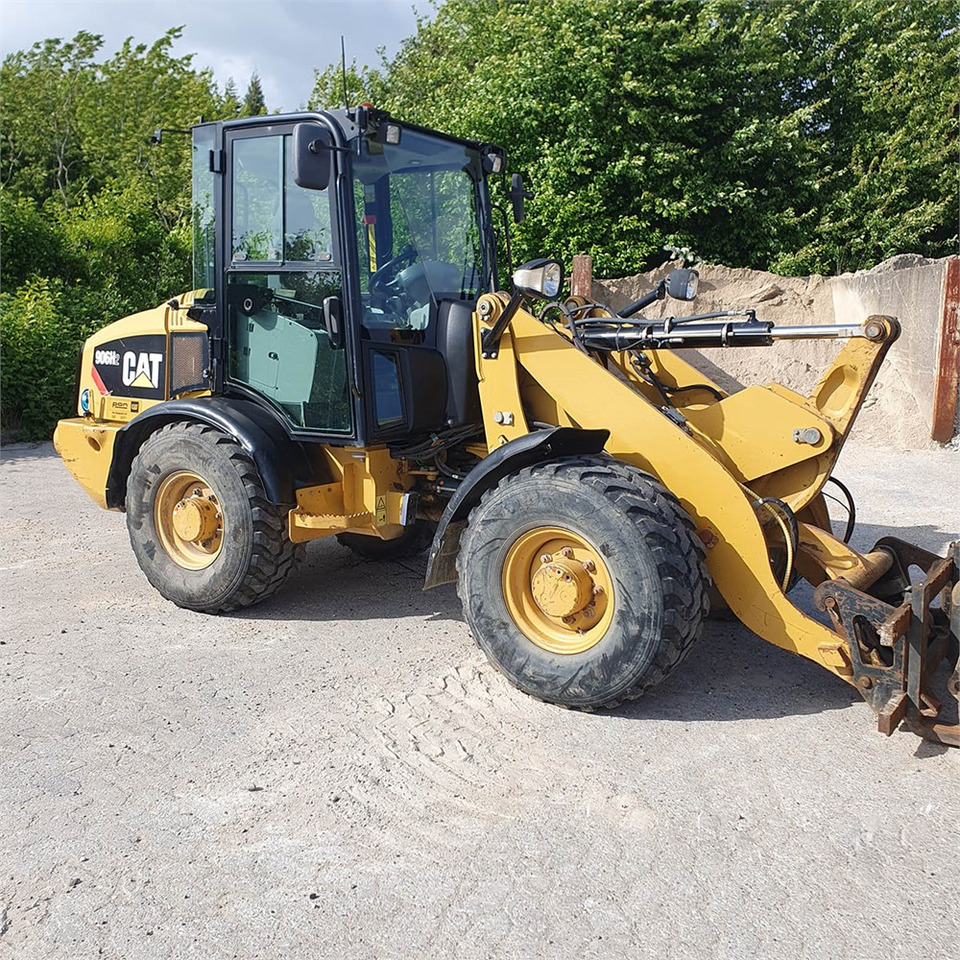 Chargeuse sur pneus Caterpillar 906 H2: photos 7