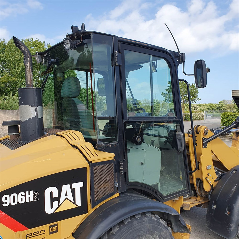 Chargeuse sur pneus Caterpillar 906 H2: photos 9