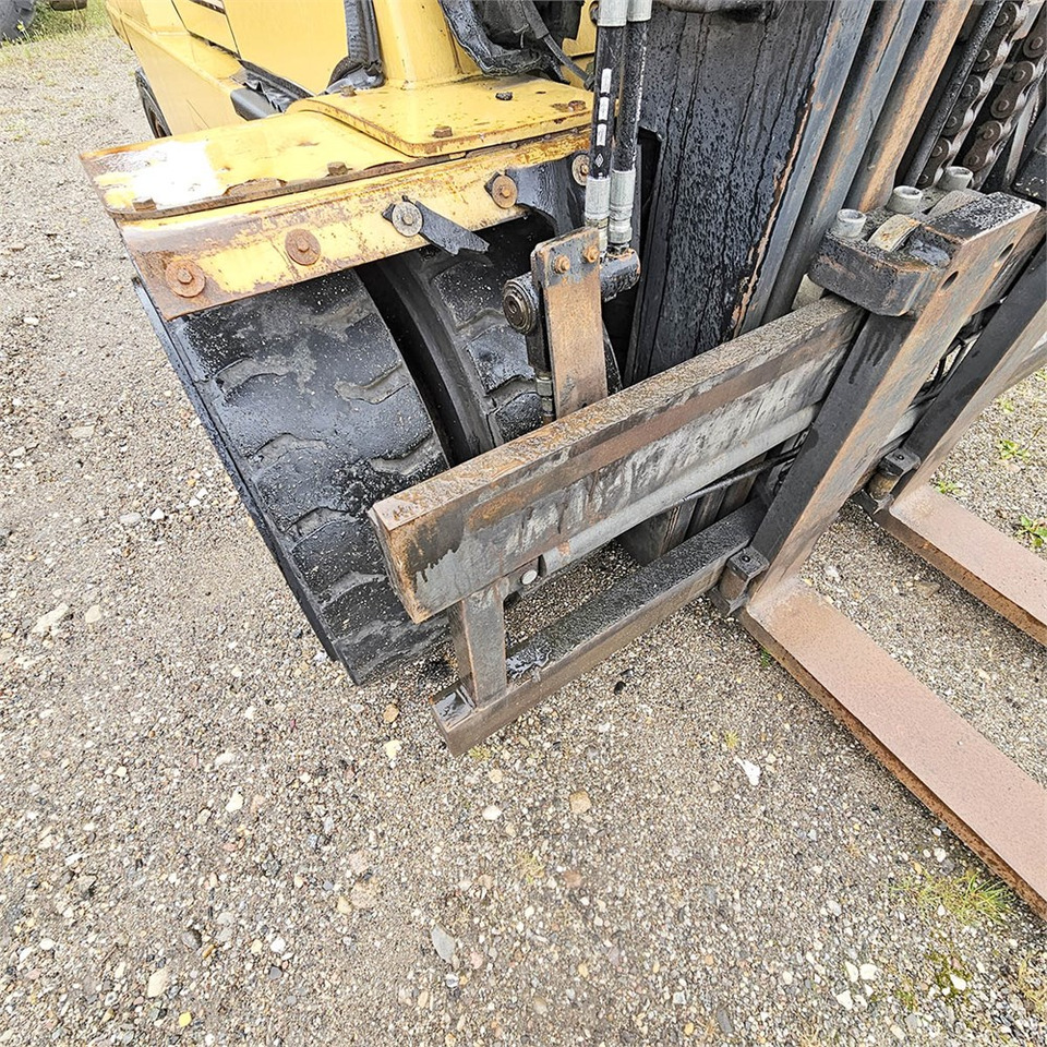 Chariot élévateur Caterpillar DP45: photos 20