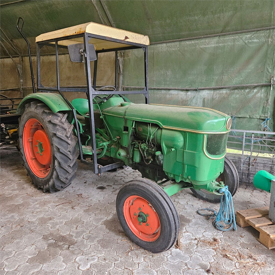 Deutz D4005 - Tracteur agricole: photos 1 Deutz D4005 - Tracteur agricole: photos 1