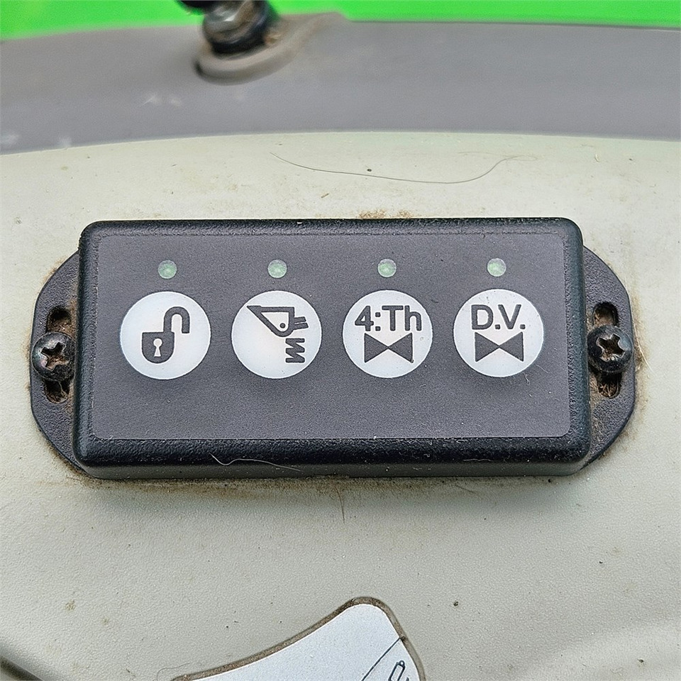 Tracteur agricole Deutz-Fahr 6140 TTV: photos 24