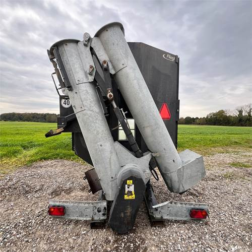 Fliegl ULS 400/500 - Matériel d'élevage: photos 4 Fliegl ULS 400/500 - Matériel d'élevage: photos 4