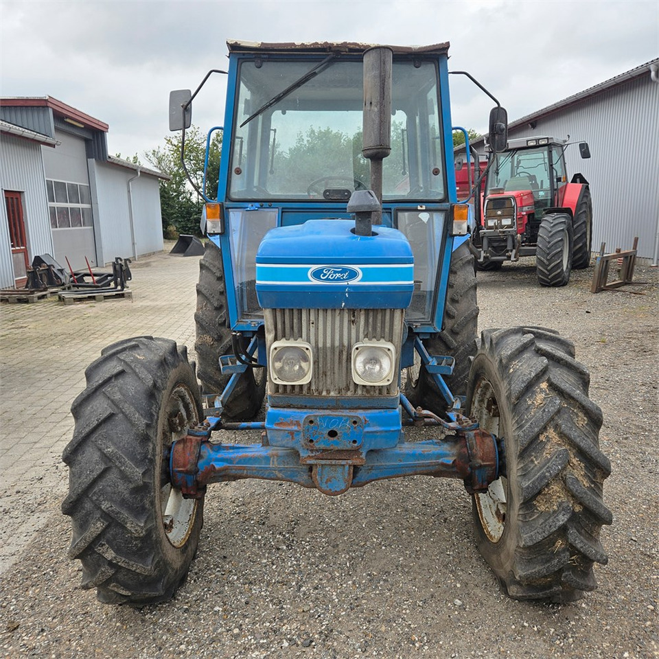 Ford 4610 - Tracteur agricole: photos 3 Ford 4610 - Tracteur agricole: photos 3