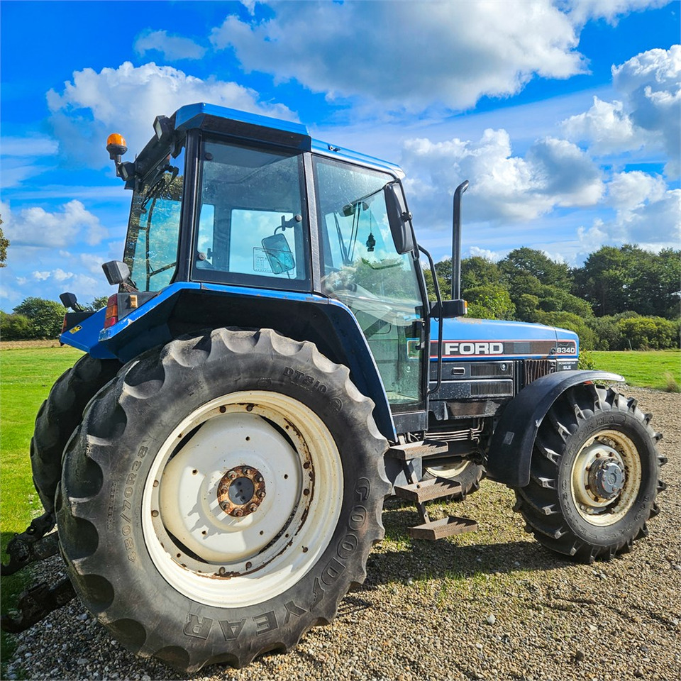Ford 8340 Powerstar SLE - Tracteur agricole: photos 3 Ford 8340 Powerstar SLE - Tracteur agricole: photos 3