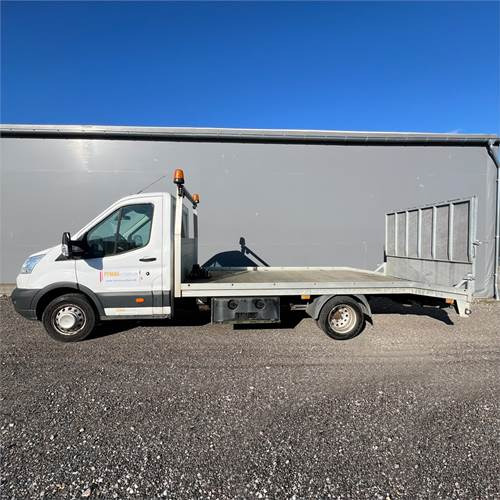 Ford Transit 2.0 Tdci - Camion plateau: photos 1 Ford Transit 2.0 Tdci - Camion plateau: photos 1