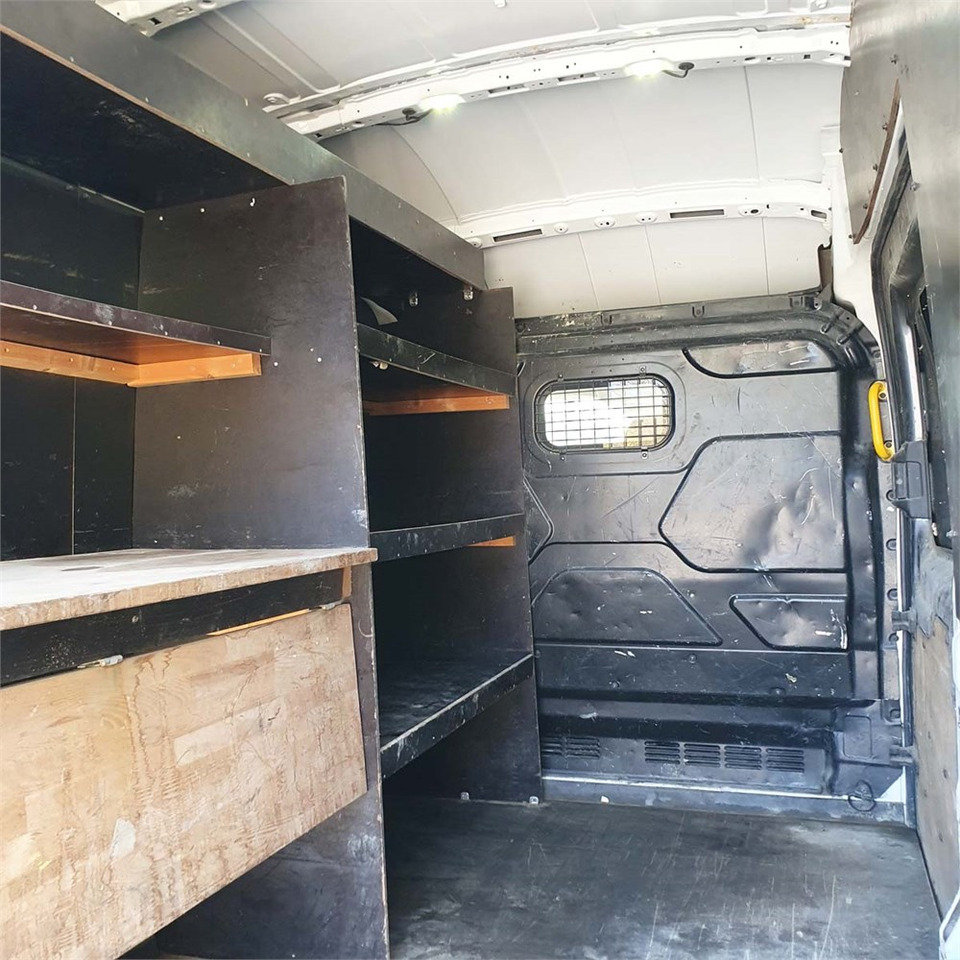Fourgon utilitaire Ford Transit 350 L2h2 - 2.2.TDCI: photos 12 Fourgon utilitaire Ford Transit 350 L2h2 - 2.2.TDCI: photos 12
