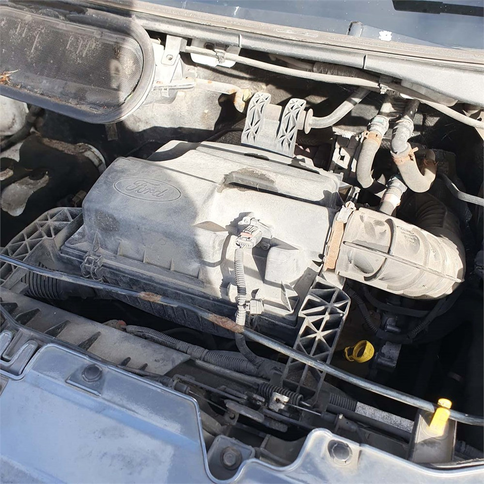 Fourgon utilitaire Ford Transit 350 L2h2 - 2.2.TDCI: photos 32 Fourgon utilitaire Ford Transit 350 L2h2 - 2.2.TDCI: photos 32