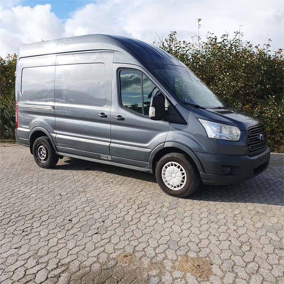 Fourgon utilitaire Ford Transit 350 L2h2 - 2.2.TDCI: photos 10 Fourgon utilitaire Ford Transit 350 L2h2 - 2.2.TDCI: photos 10
