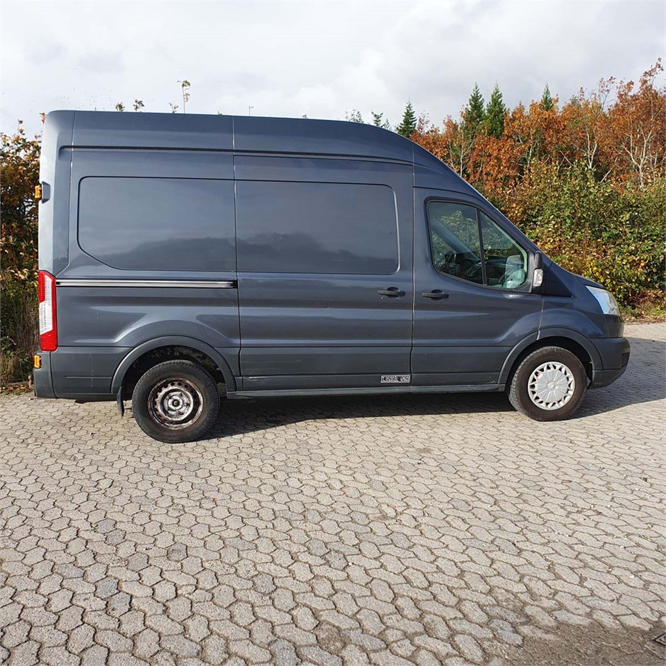 Fourgon utilitaire Ford Transit 350 L2h2 - 2.2.TDCI: photos 6 Fourgon utilitaire Ford Transit 350 L2h2 - 2.2.TDCI: photos 6