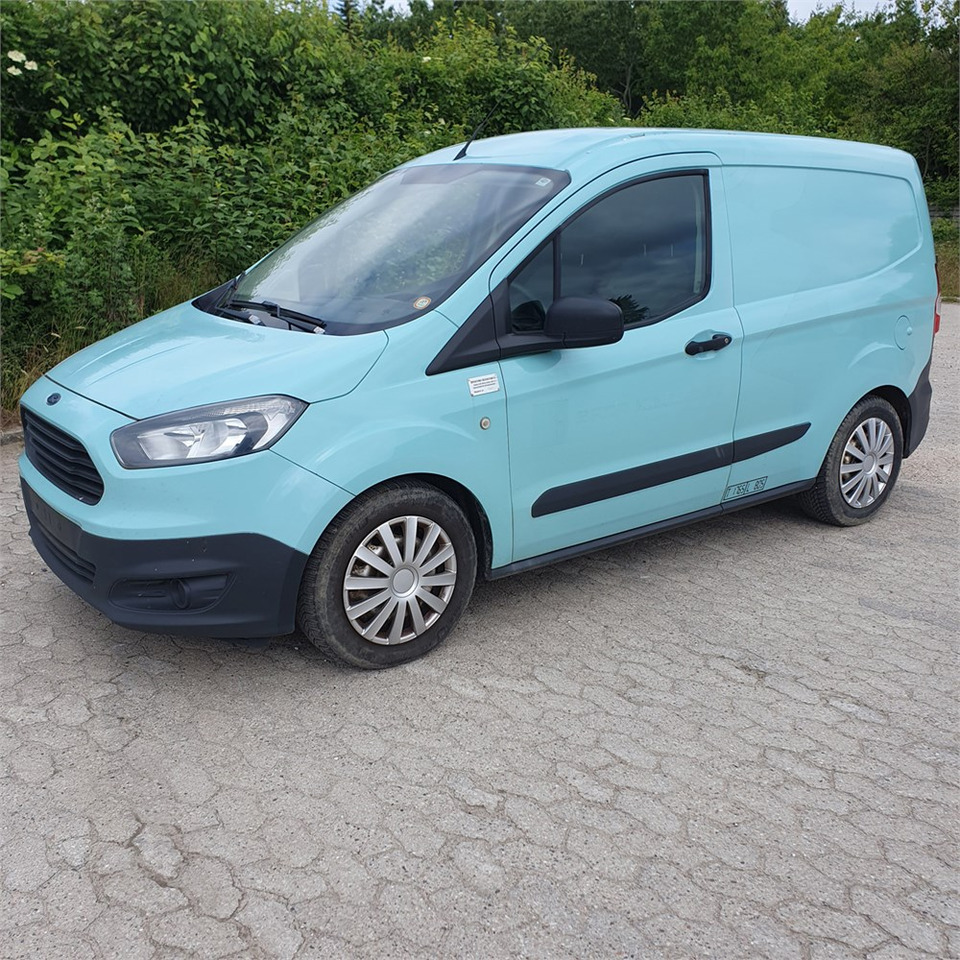 Ford Transit Courier - Fourgonnette: photos 1 Ford Transit Courier - Fourgonnette: photos 1