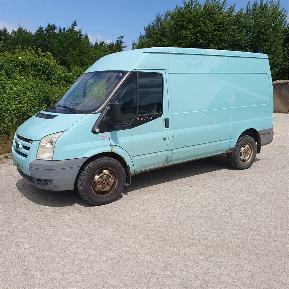 Ford Transit Van 2,4 Tdci 350m Rwd - Fourgon utilitaire: photos 1 Ford Transit Van 2,4 Tdci 350m Rwd - Fourgon utilitaire: photos 1