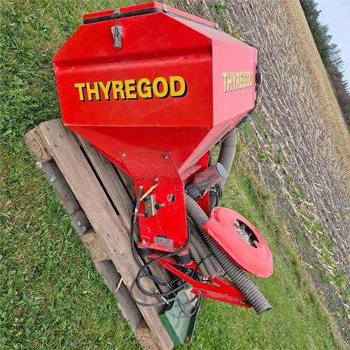 HE-VA Thyregod Krummenacher Saattechnik AG EPS 5 - Semoir/ Planteuse: photos 1 HE-VA Thyregod Krummenacher Saattechnik AG EPS 5 - Semoir/ Planteuse: photos 1