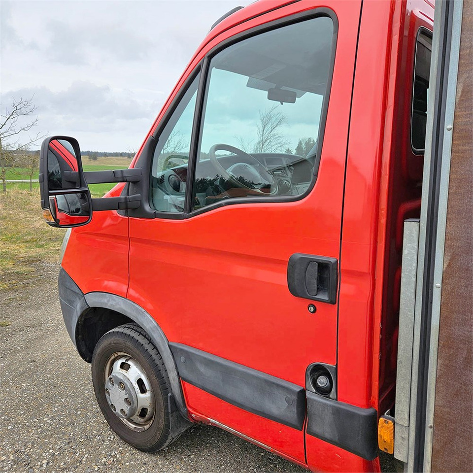 Camion plateau Iveco Stralis C35: photos 9