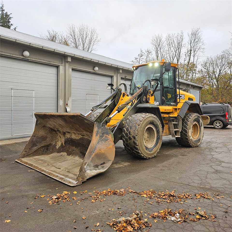 JCB 437HT T4 - Chargeuse sur pneus: photos 4 JCB 437HT T4 - Chargeuse sur pneus: photos 4