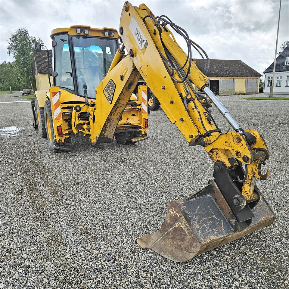 JCB 4CX - Tractopelle: photos 4 JCB 4CX - Tractopelle: photos 4