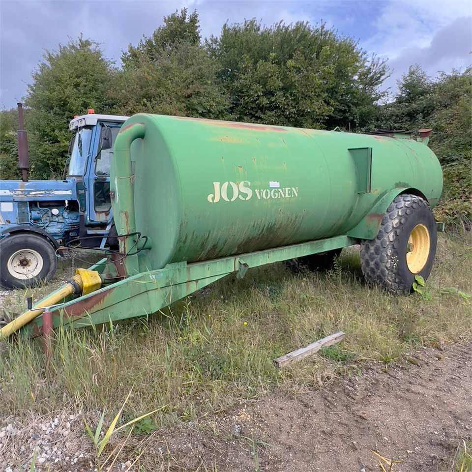 JOS 9 - Remorque citerne: photos 1 JOS 9 - Remorque citerne: photos 1