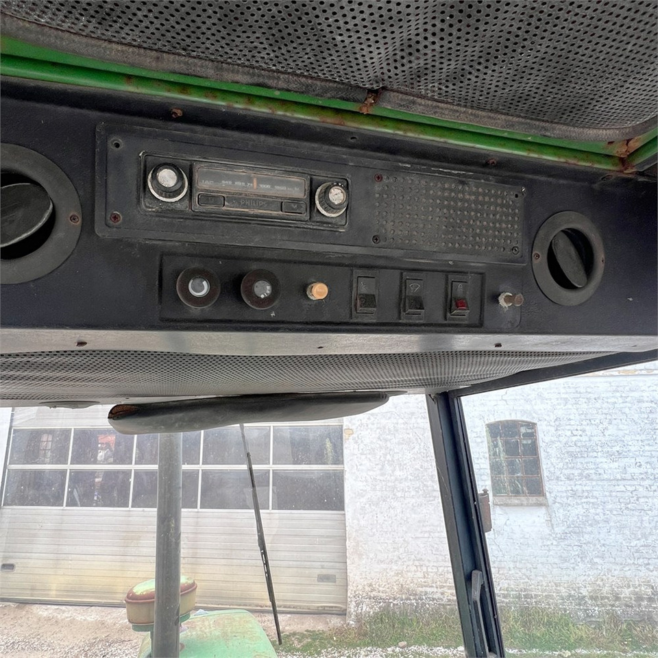 Tracteur agricole John Deere 2140: photos 26 Tracteur agricole John Deere 2140: photos 26