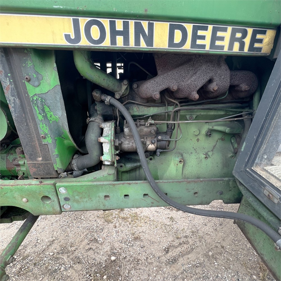 Tracteur agricole John Deere 2140: photos 30 Tracteur agricole John Deere 2140: photos 30
