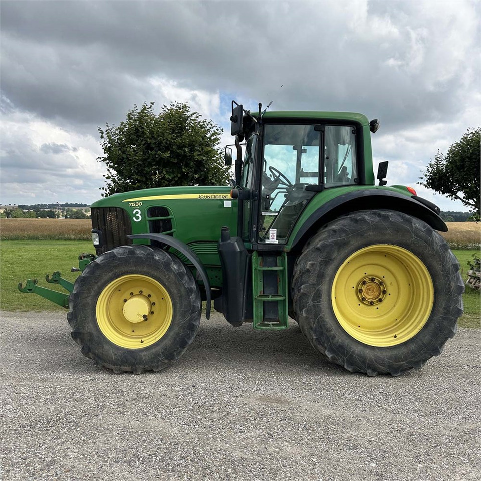 John Deere 7530 - Tracteur agricole: photos 5 John Deere 7530 - Tracteur agricole: photos 5