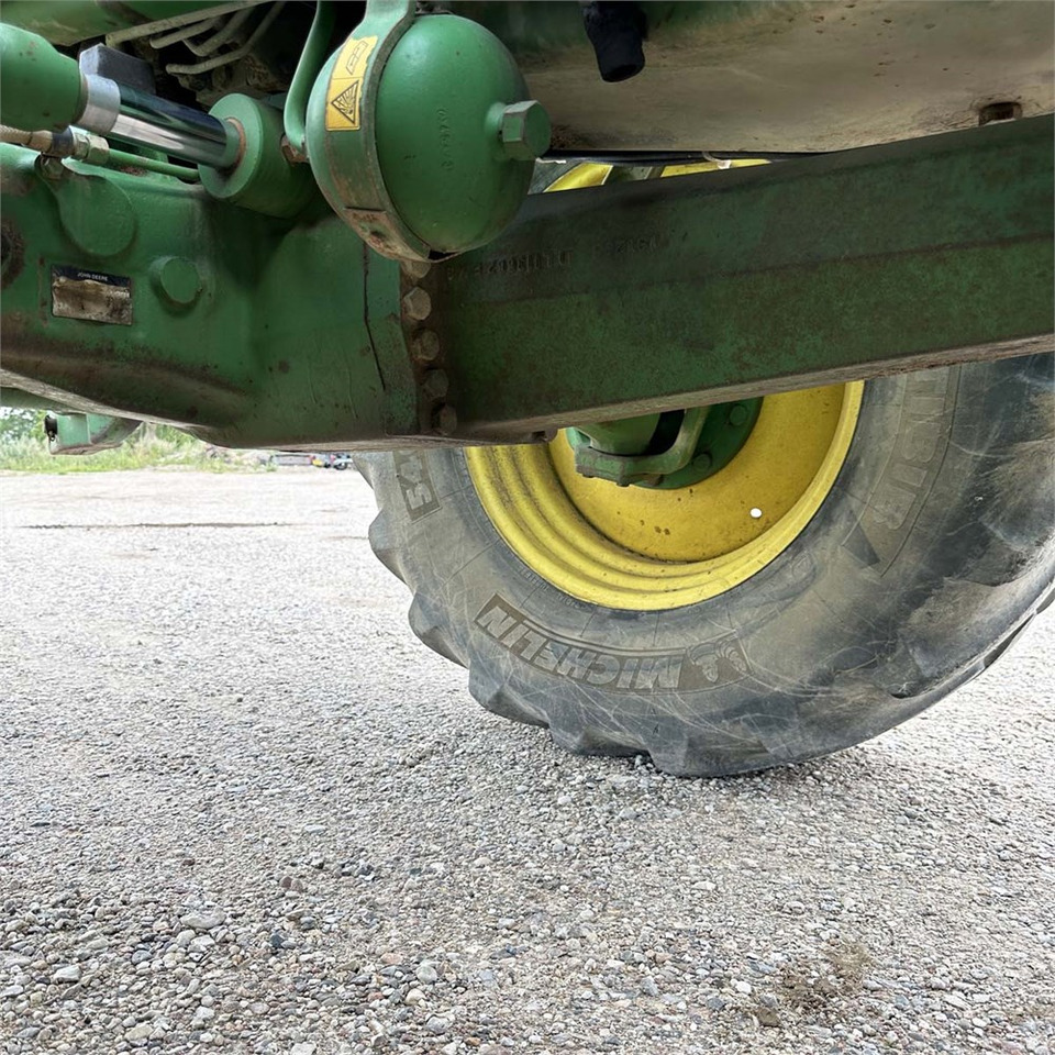 Tracteur agricole John Deere 7530: photos 38