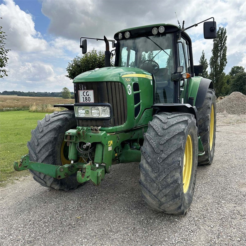 John Deere 7530 - Tracteur agricole: photos 3 John Deere 7530 - Tracteur agricole: photos 3
