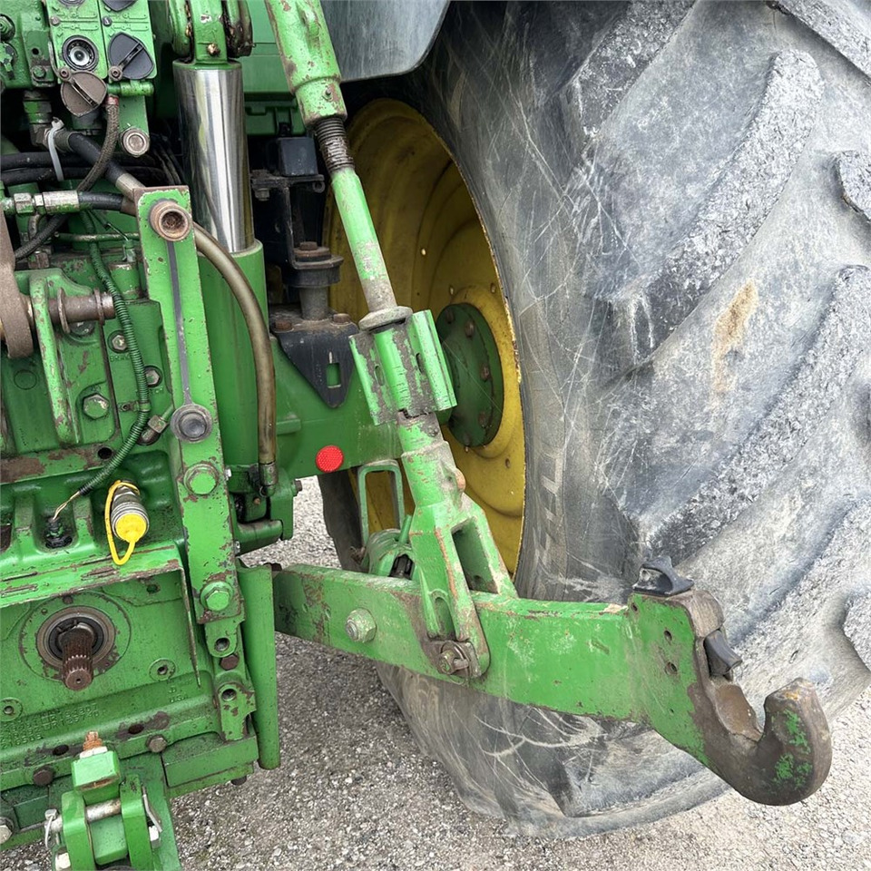 Tracteur agricole John Deere 7530: photos 31