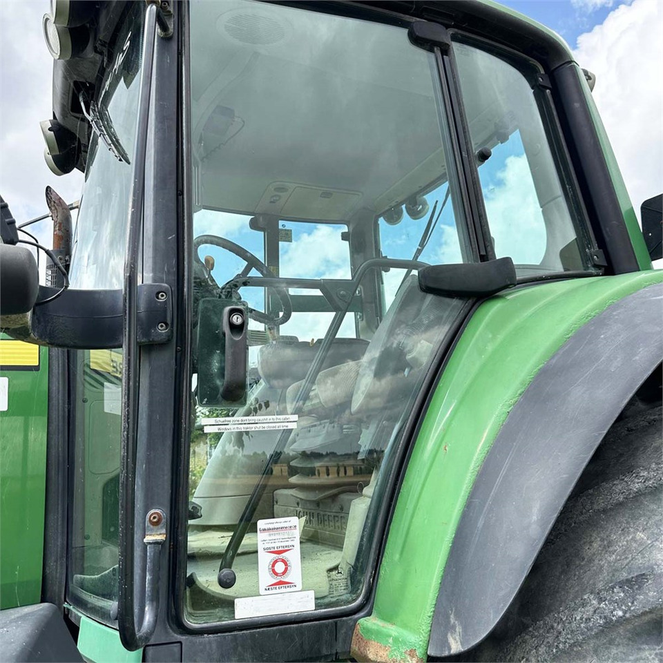 Tracteur agricole John Deere 7530: photos 10