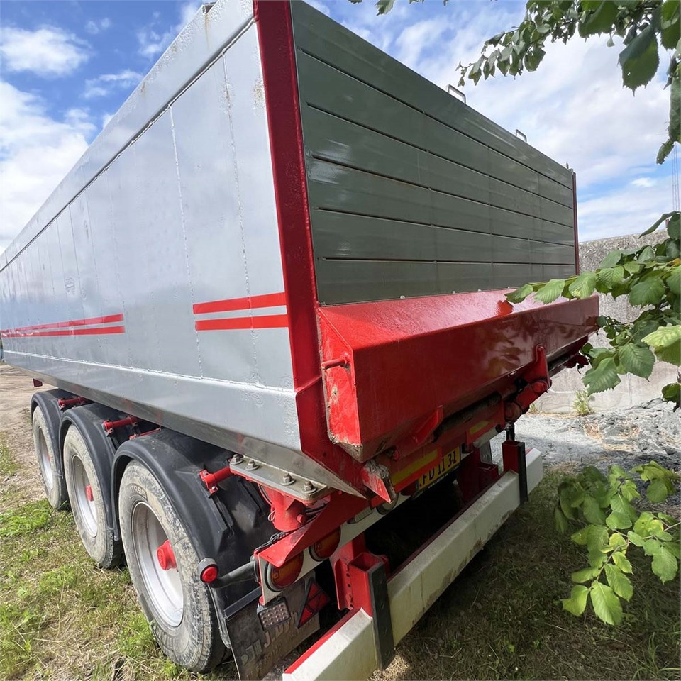 Kel-Berg 24 tons Tip - Remorque benne: photos 4 Kel-Berg 24 tons Tip - Remorque benne: photos 4