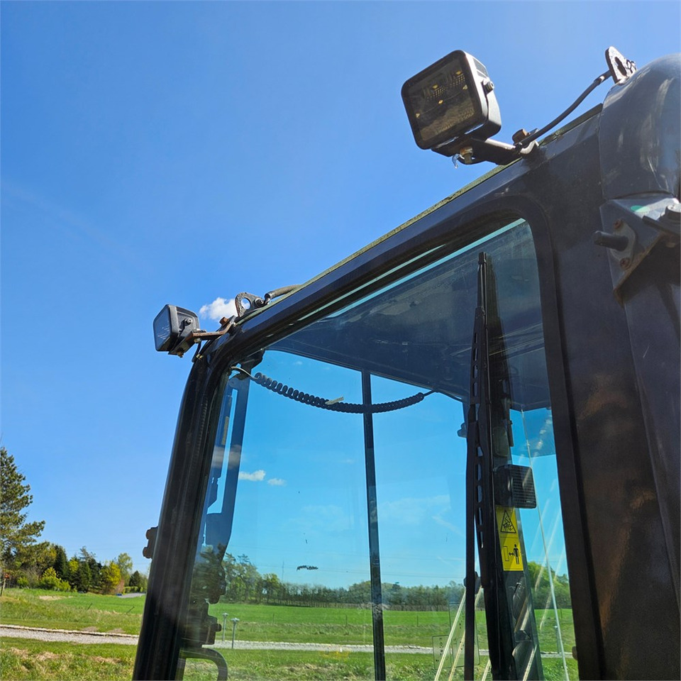 Mini pelle Komatsu PC 55 MR-3: photos 46 Mini pelle Komatsu PC 55 MR-3: photos 46