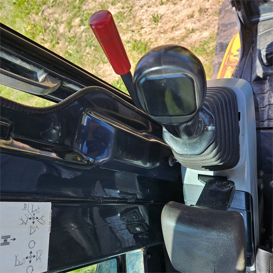 Mini pelle Komatsu PC 55 MR-3: photos 13 Mini pelle Komatsu PC 55 MR-3: photos 13