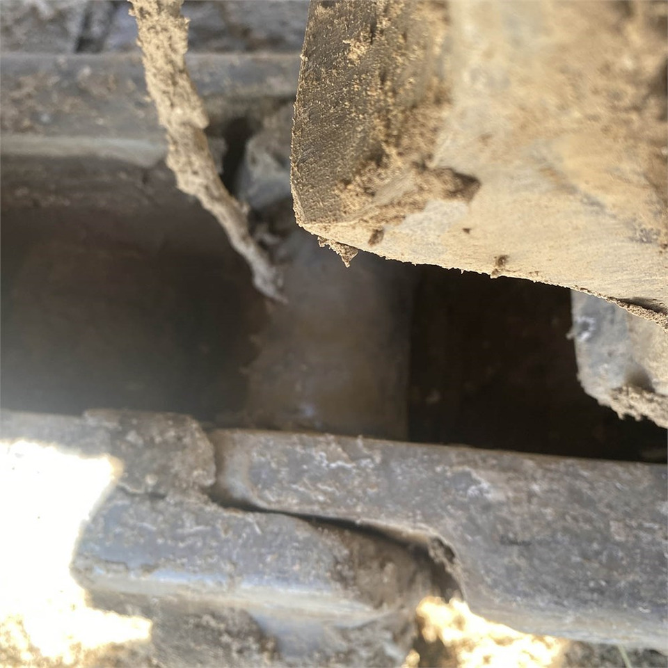 Pelle sur chenille Komatsu PC210 LC-8K: photos 37 Pelle sur chenille Komatsu PC210 LC-8K: photos 37