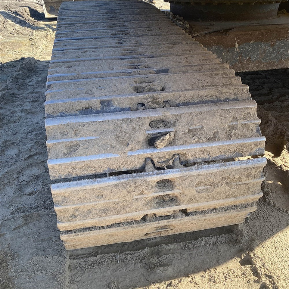 Pelle sur chenille Komatsu PC210 LC-8K: photos 32 Pelle sur chenille Komatsu PC210 LC-8K: photos 32