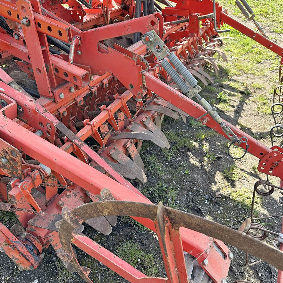 Semoir/ Planteuse Kuhn Venta TI 301: photos 12