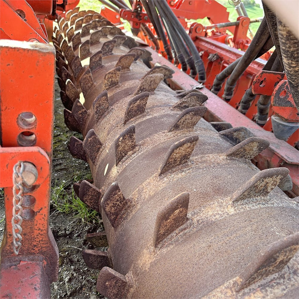 Semoir/ Planteuse Kuhn Venta TI 301: photos 10