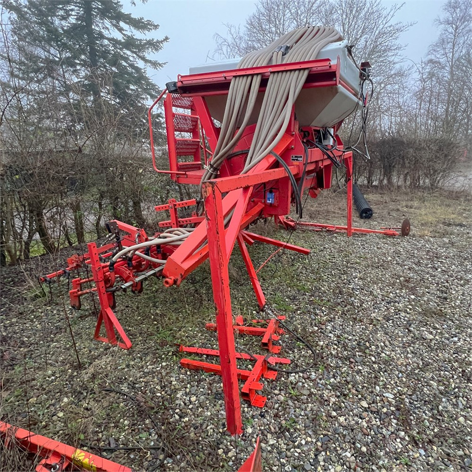 Kuhn Venta Ti - Semoir/ Planteuse: photos 5 Kuhn Venta Ti - Semoir/ Planteuse: photos 5