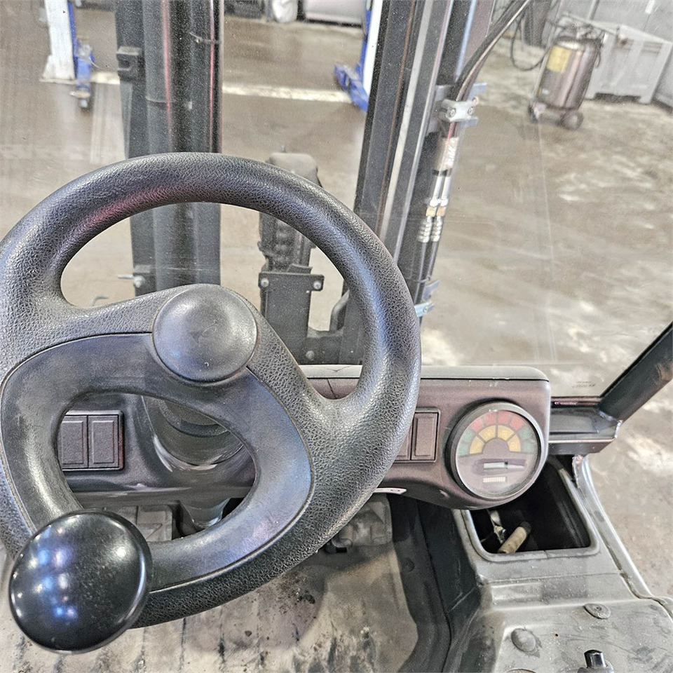 Chariot élévateur Linde AG E25 EL truck: photos 14