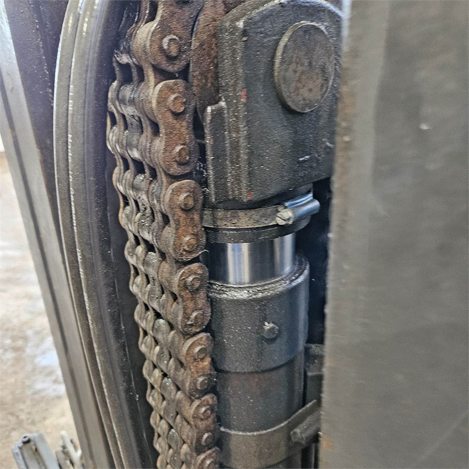 Chariot élévateur Linde AG E25 EL truck: photos 11