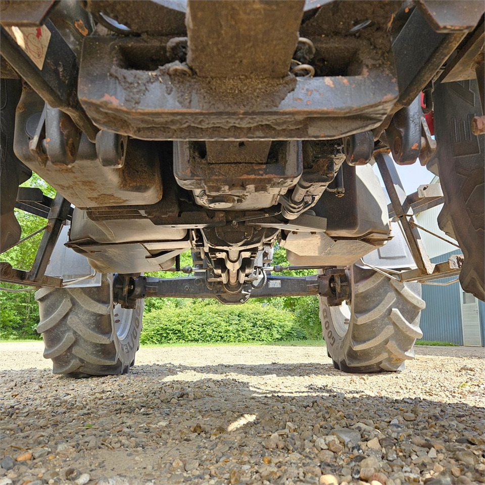 Tracteur agricole Massey Ferguson 4270: photos 39