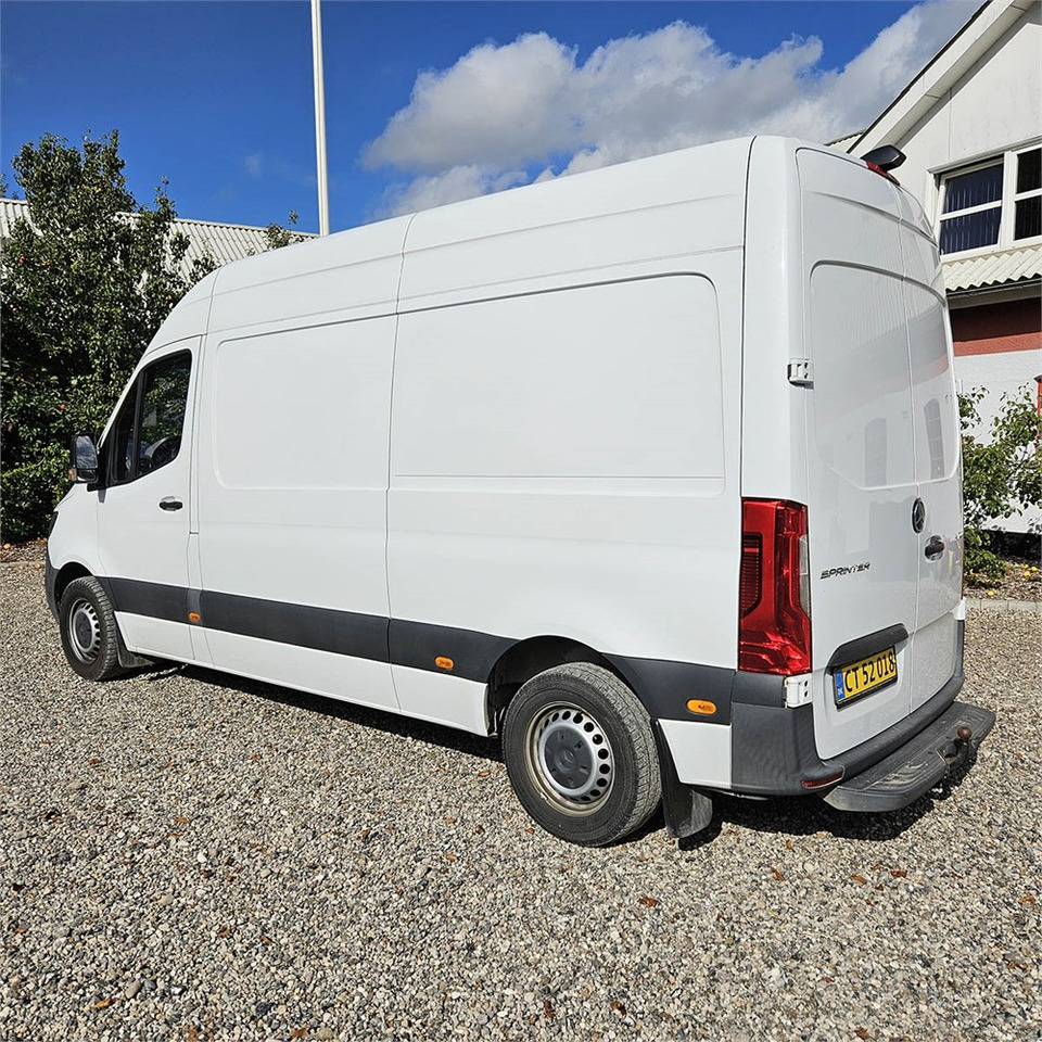 Mercedes 214 Cdi Ksv A2 - Fourgonnette: photos 3 Mercedes 214 Cdi Ksv A2 - Fourgonnette: photos 3