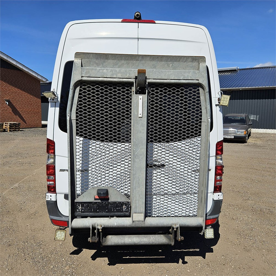 Mercedes Sprinter 316 CDI - Transport de personnes: photos 5 Mercedes Sprinter 316 CDI - Transport de personnes: photos 5