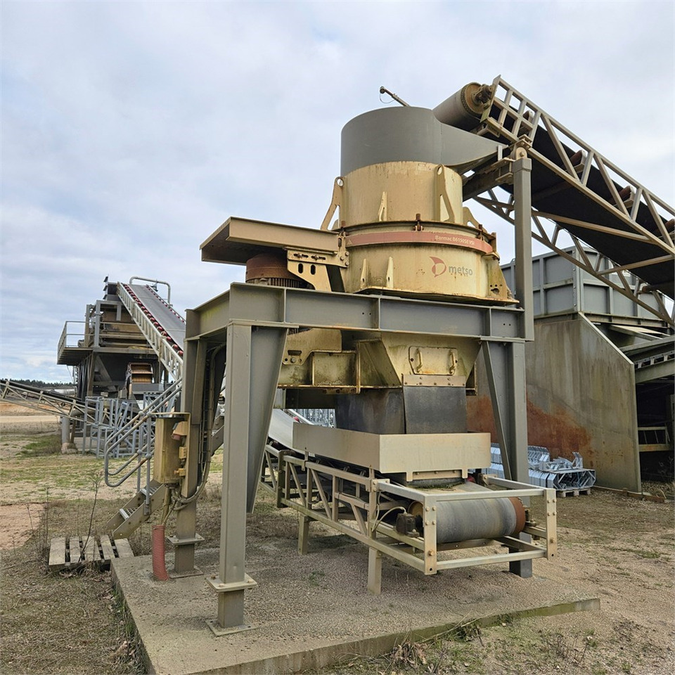 Concasseur à cône Metso Barmac B6150SE