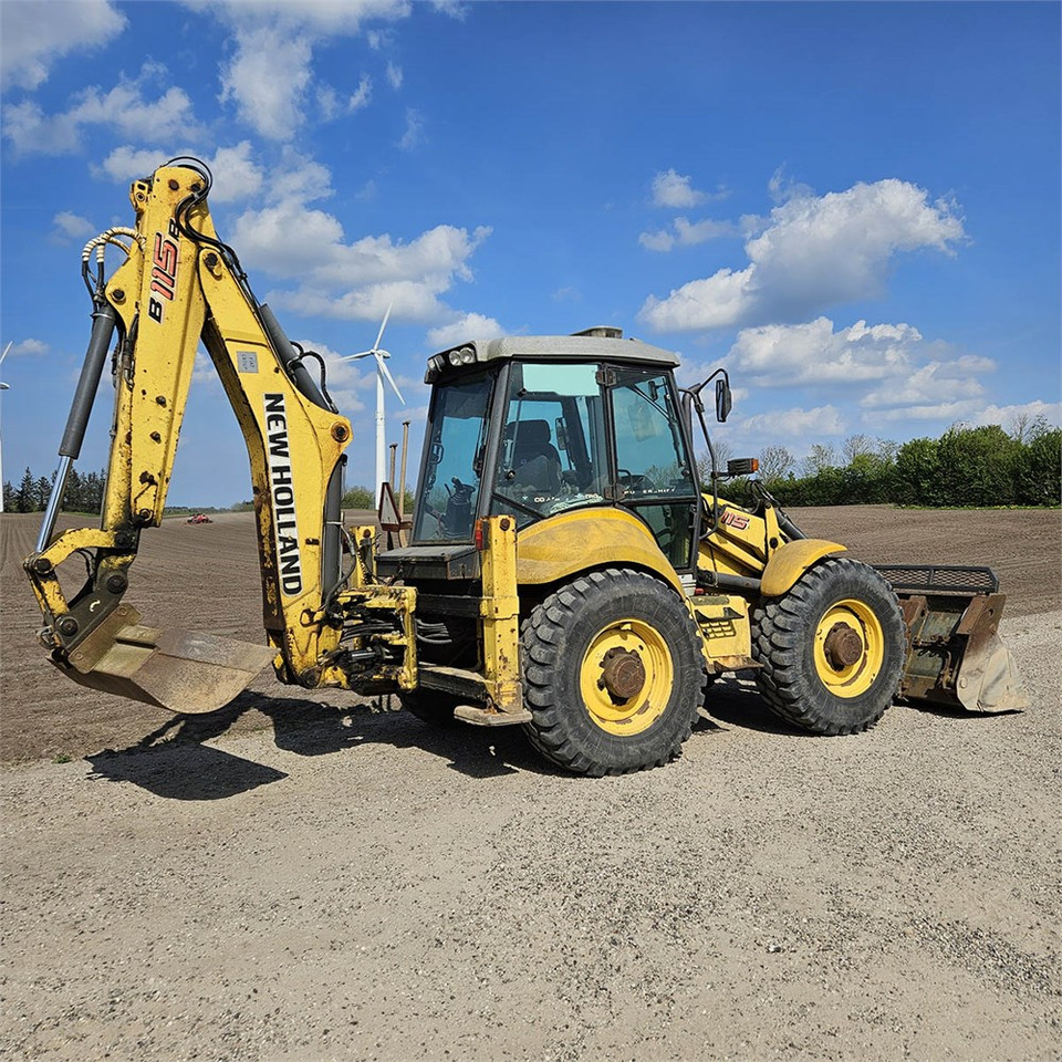 New Holland B115 B - Tractopelle: photos 4 New Holland B115 B - Tractopelle: photos 4