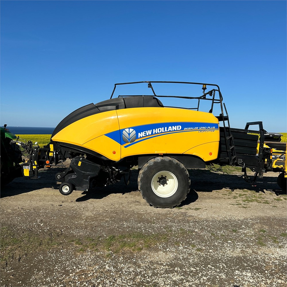 New Holland Bigbaler 1290 Plus - Matériel de fenaison: photos 3 New Holland Bigbaler 1290 Plus - Matériel de fenaison: photos 3