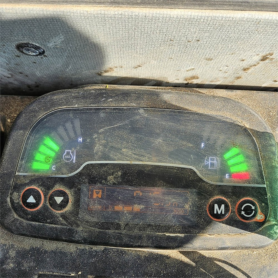 Mini pelle New Holland E26C: photos 16